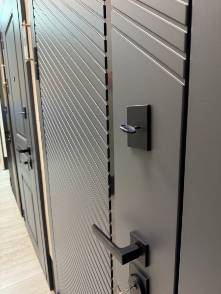 СТРАЖ К-16 ТЕМНЫЙ БАРХАТ 710/ БАРХАТ МОРОЖЕНОЕ 701