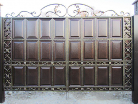 МЕТАЛЛИЧЕСКИЕ ВОРОТА С КАЛИТКОЙ (3,5 м х 2,20 м) (1 м х 2,20 м)