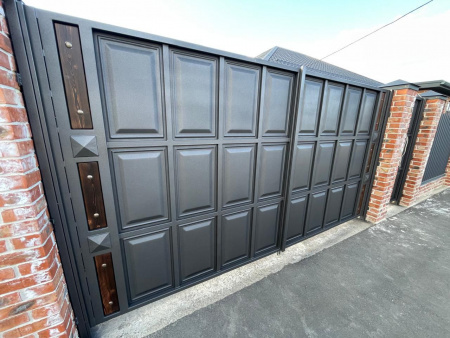 МЕТАЛЛИЧЕСКИЕ ВОРОТА  С КАЛИТКОЙ (3,5 м х 2,10 м) (1 м х 2,10 м)